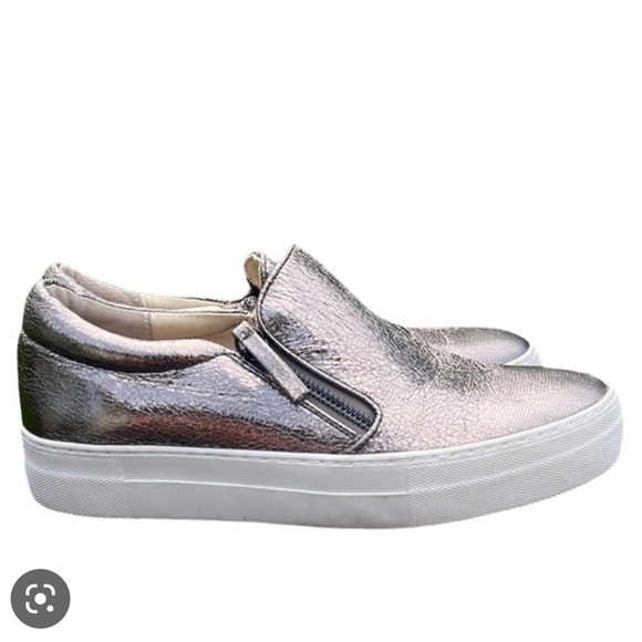 Steve Madden Glaammar Metallic Platform Sneakers - Picture 1 of 7